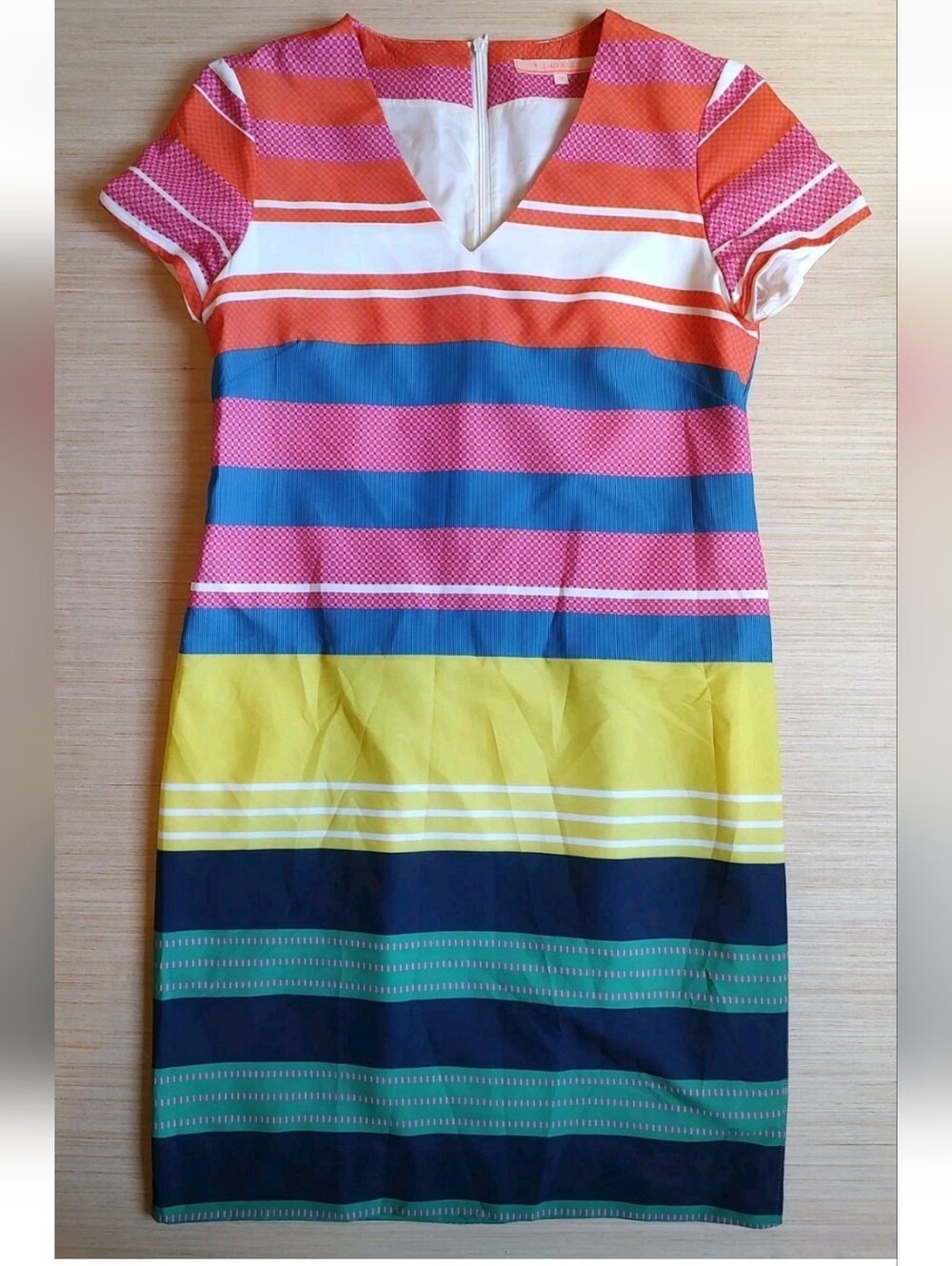 Vilagallo Striped Dress Knee White Blue Green Yellow V Neck 38 US 4 6 Zip Lined